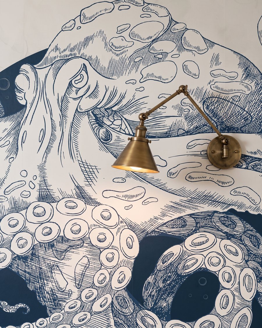 Ocean Wanderer — detail