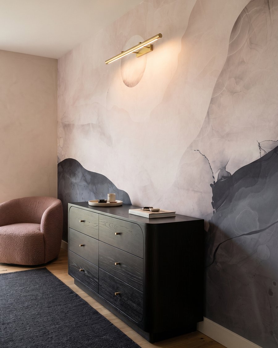 Moon over Mountains — interior 4