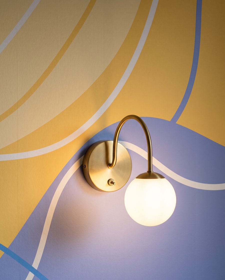 Blue waves under yellow — detail