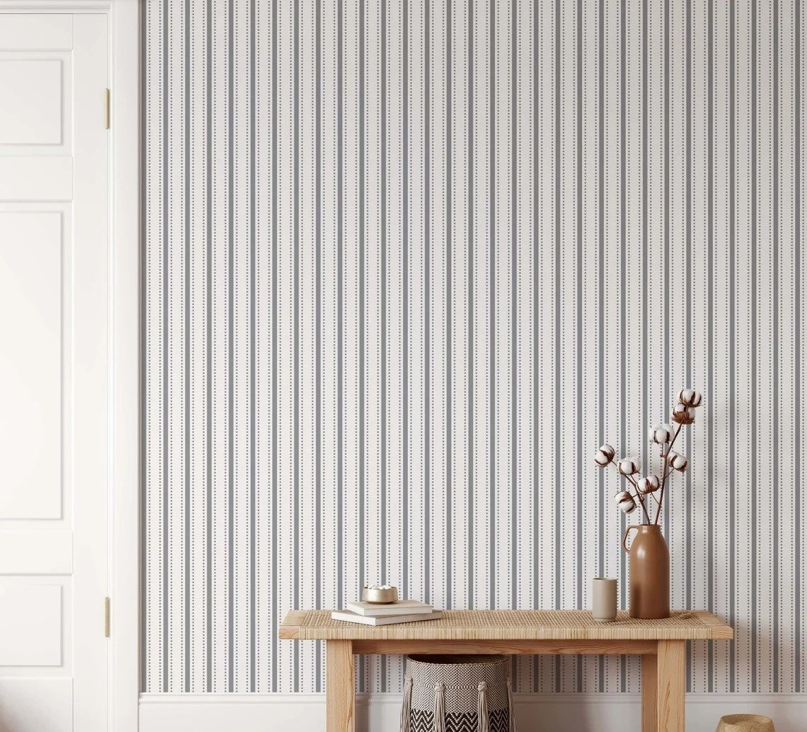 White ridges in rows — interior 1