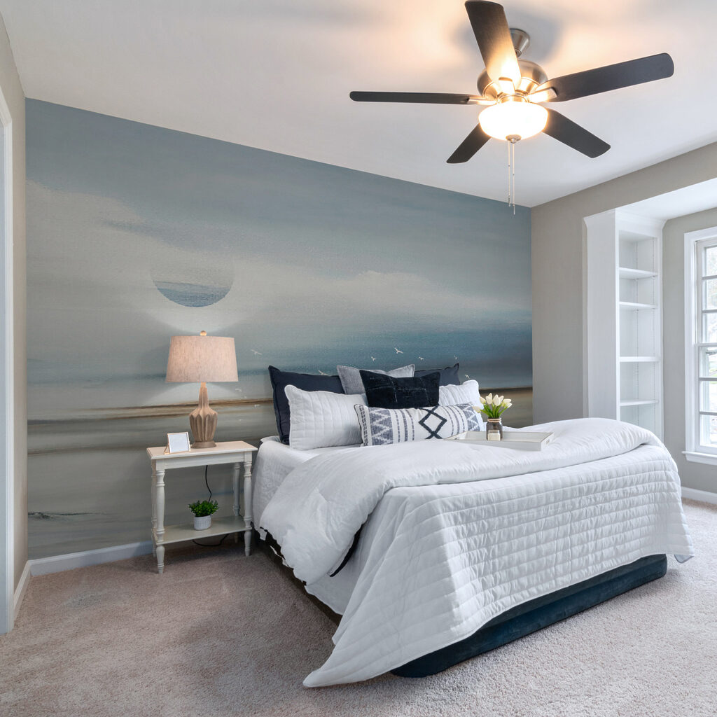 Moon above the beach — interior 4