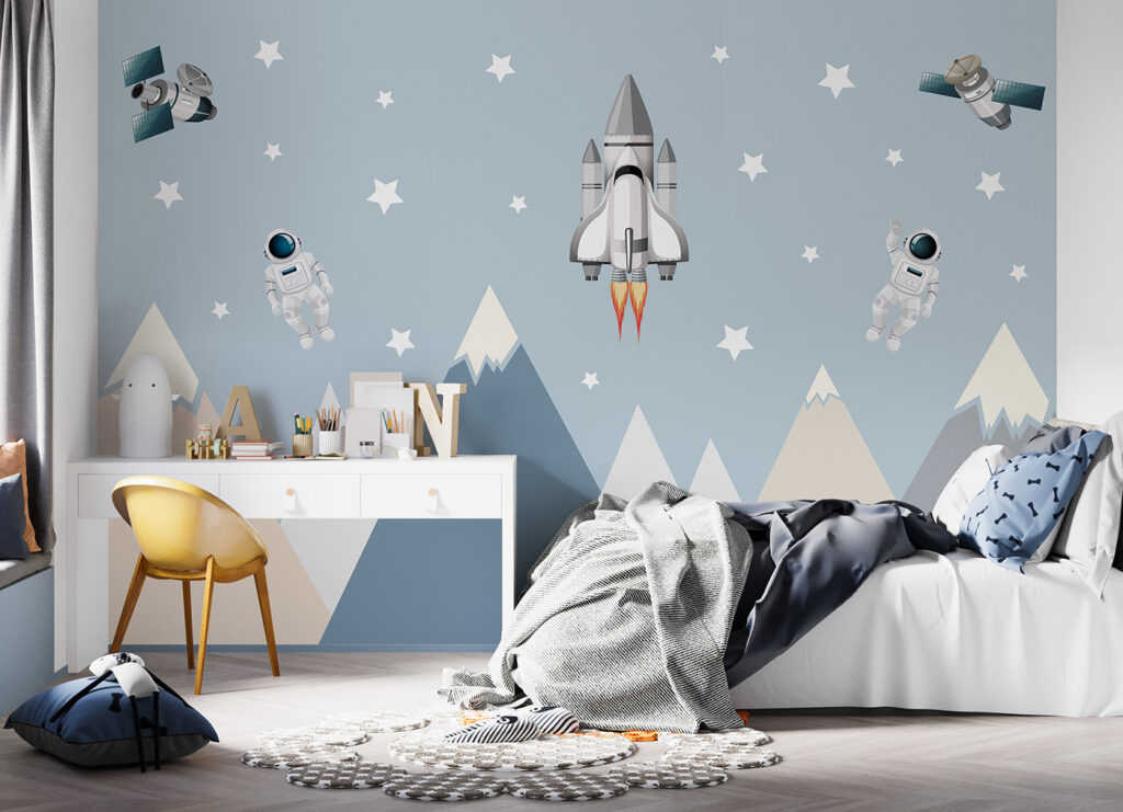 Astronauts above flat mountains — interior 2