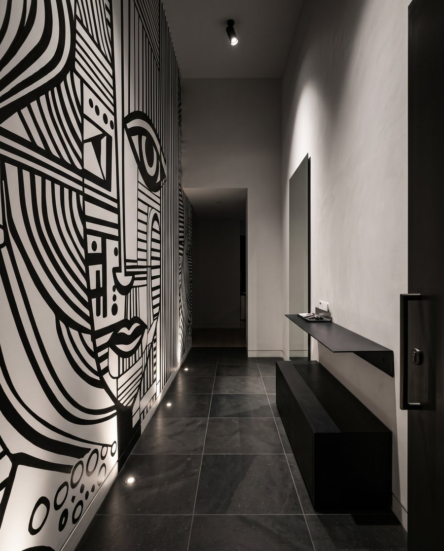 Face in Lines in an interior