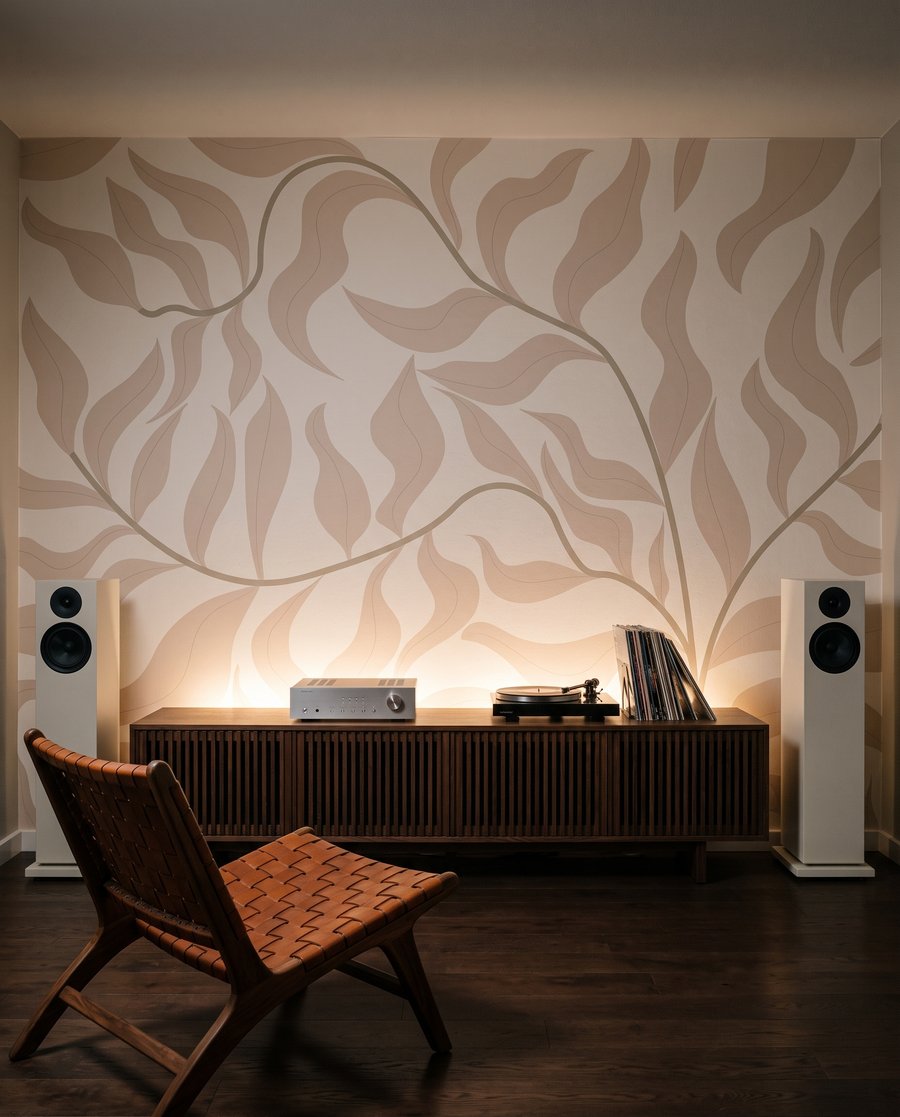 Leaves in Motion — interior 4