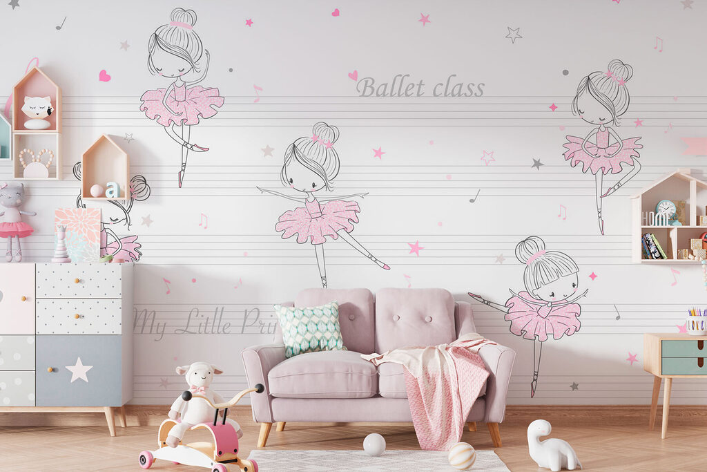 Ballerinas on sheet music — interior 1