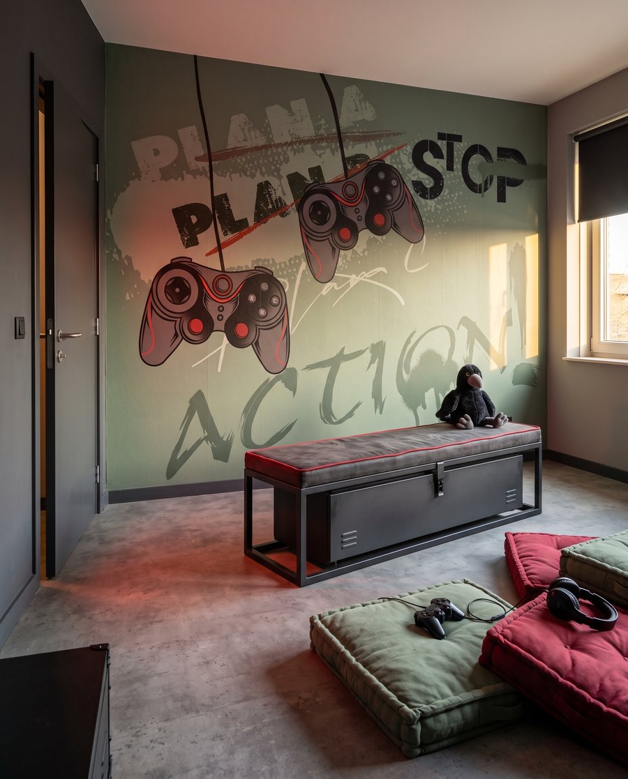 Controller Club — interior 5