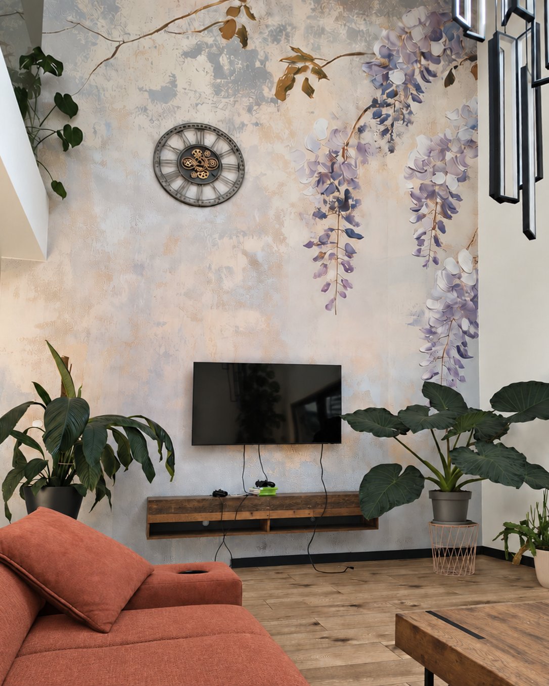 A customer’s room with a wall mural, photo 47 of 48